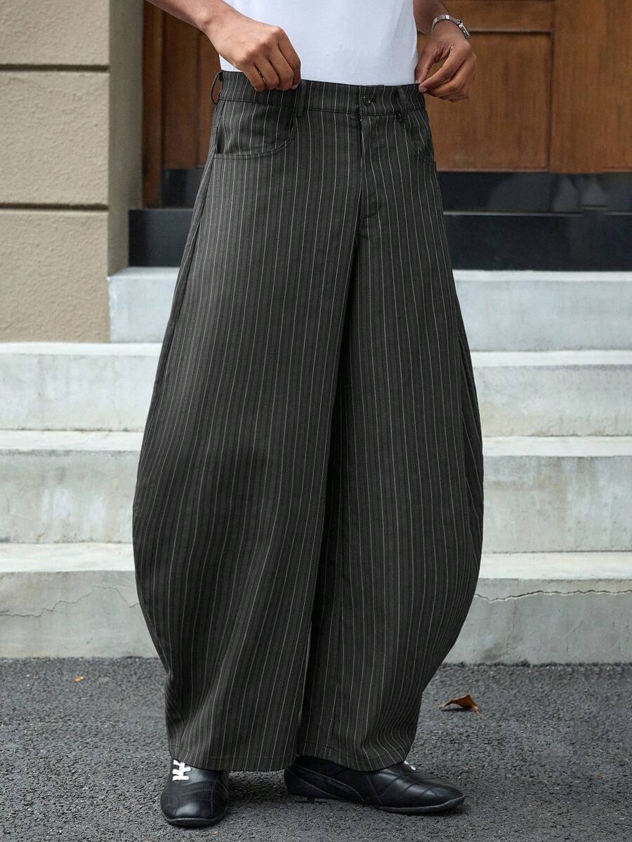Shop FORMA 01 — Pleated Pants