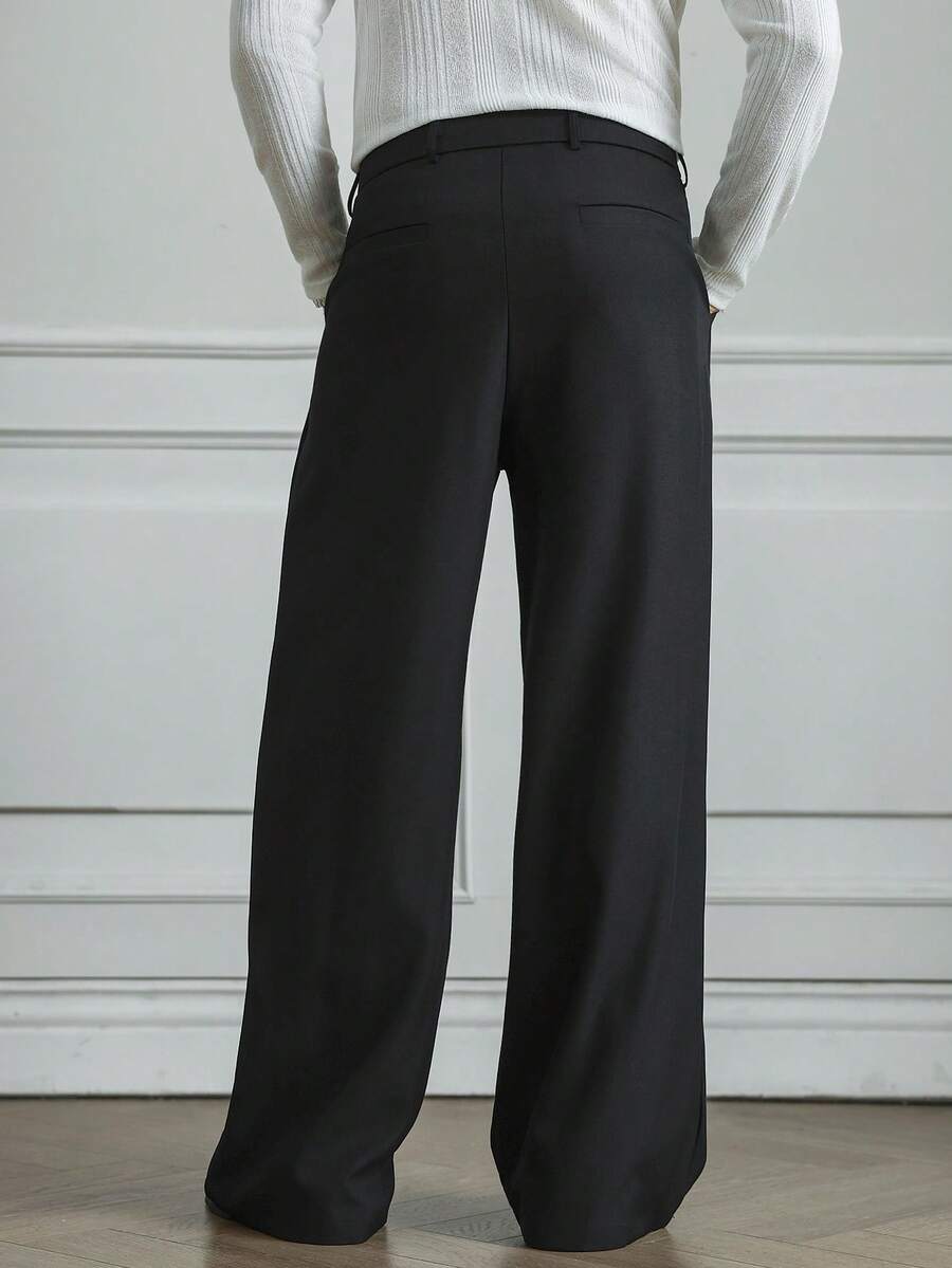 Everyday Relaxed Black Pants